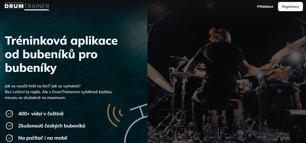 úvodní blok webu Drumtraineru s nadpisem Tréninková aplikace od bubeníků pro bubeníky